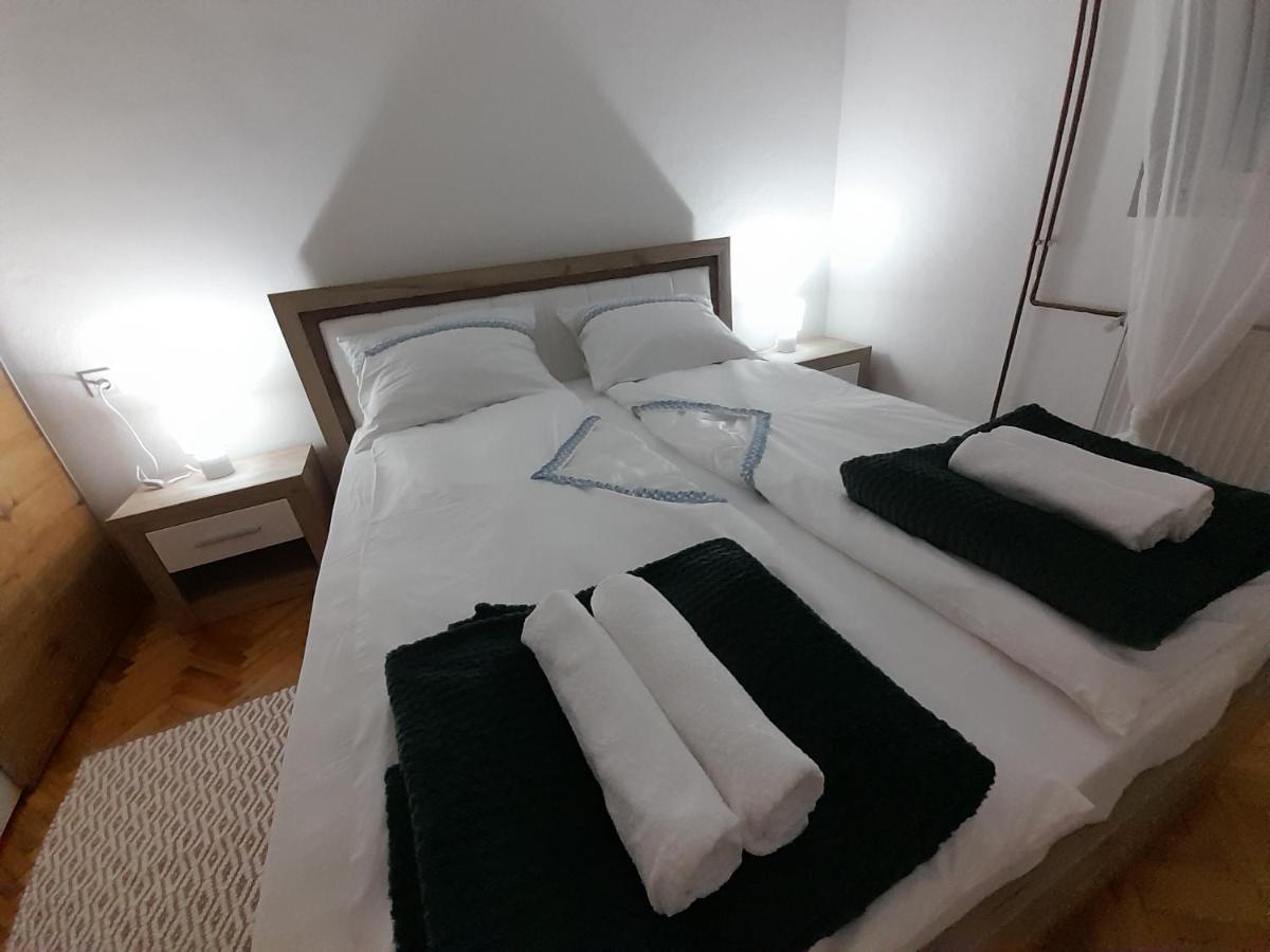 Apartman Stevan Πίροτ Εξωτερικό φωτογραφία