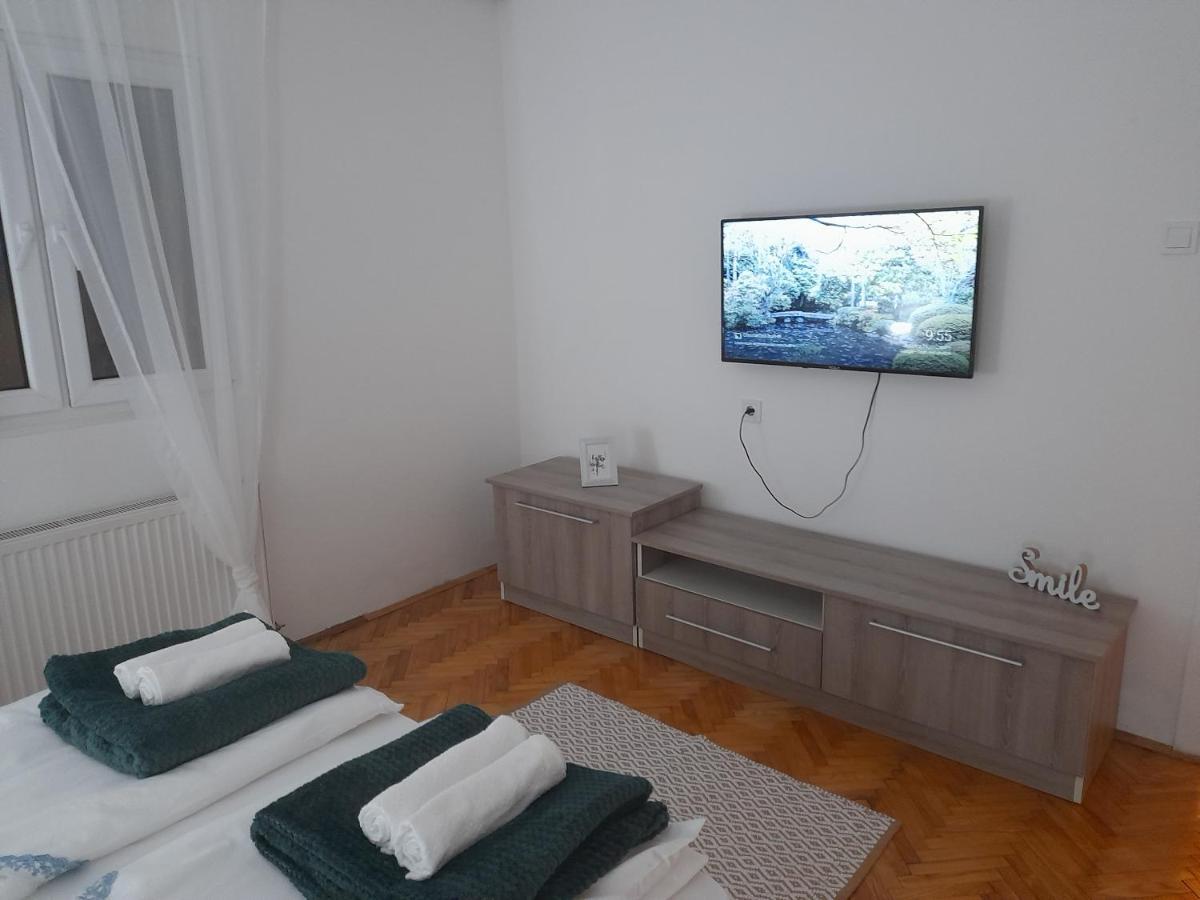 Apartman Stevan Πίροτ Εξωτερικό φωτογραφία
